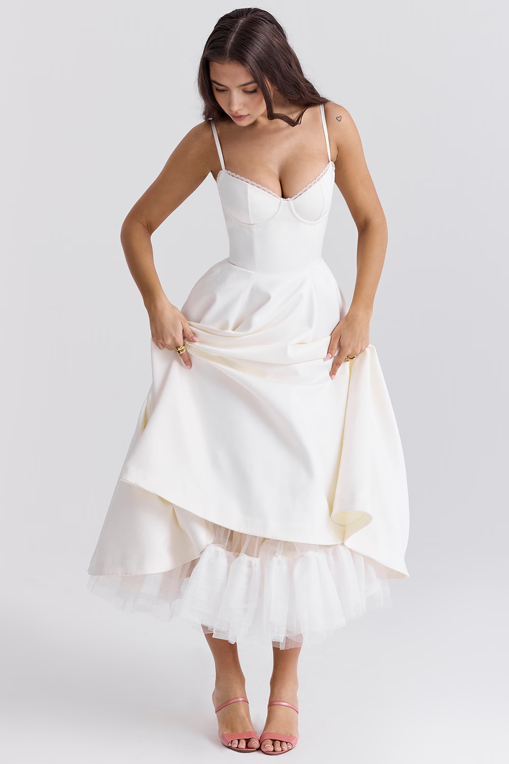 Robe Sculptante à Double Couche Cloe