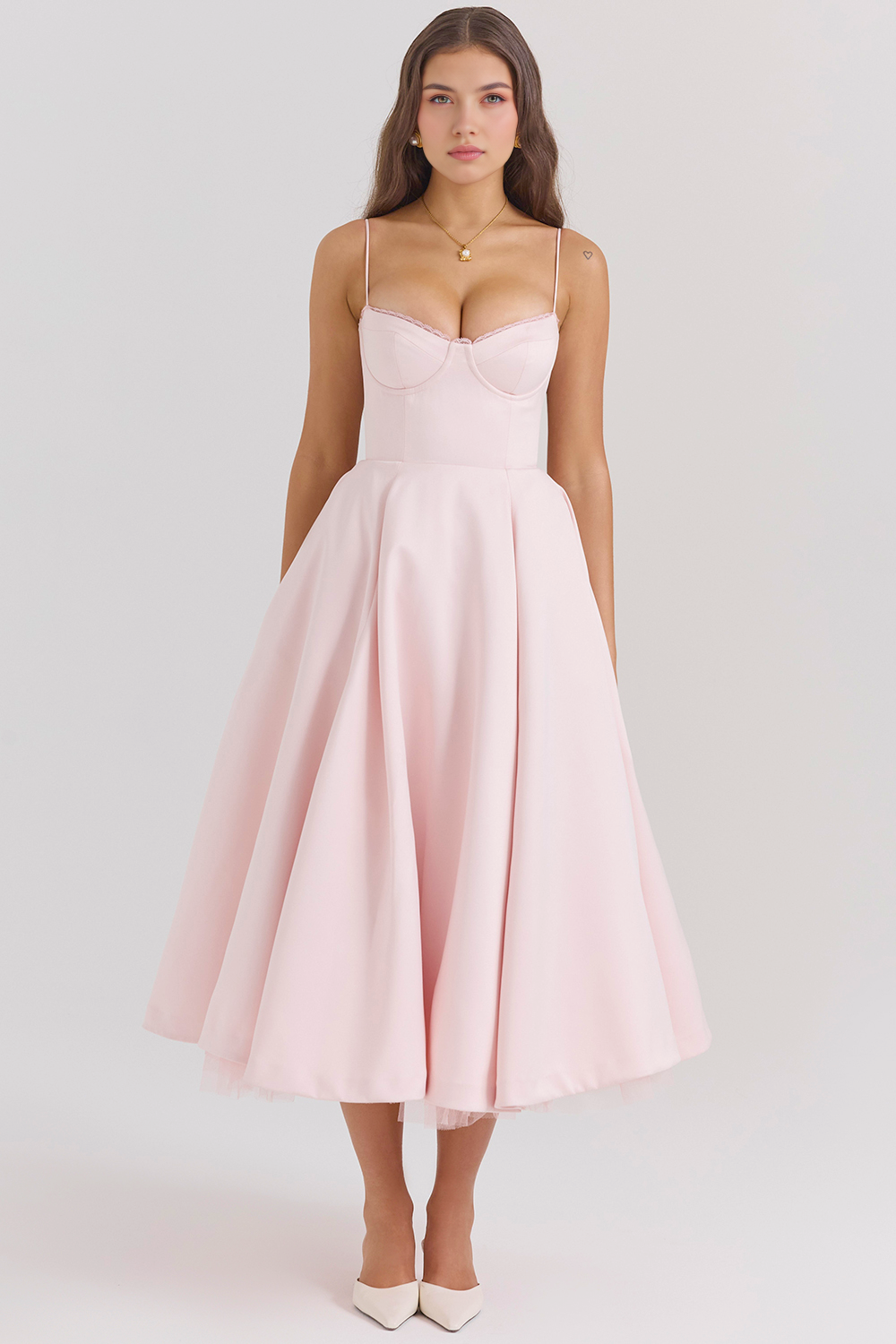 Robe Sculptante à Double Couche Cloe