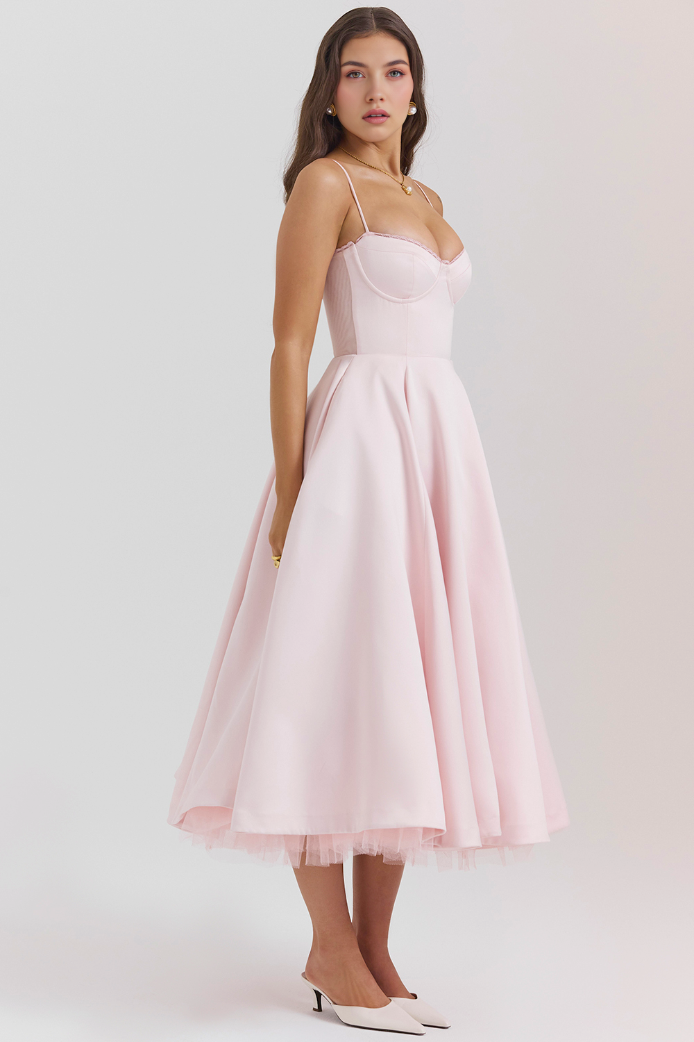 Robe Sculptante à Double Couche Cloe