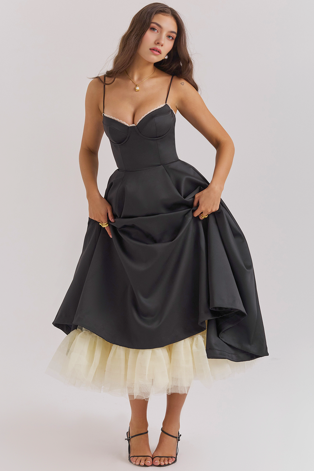 Robe Sculptante à Double Couche Cloe