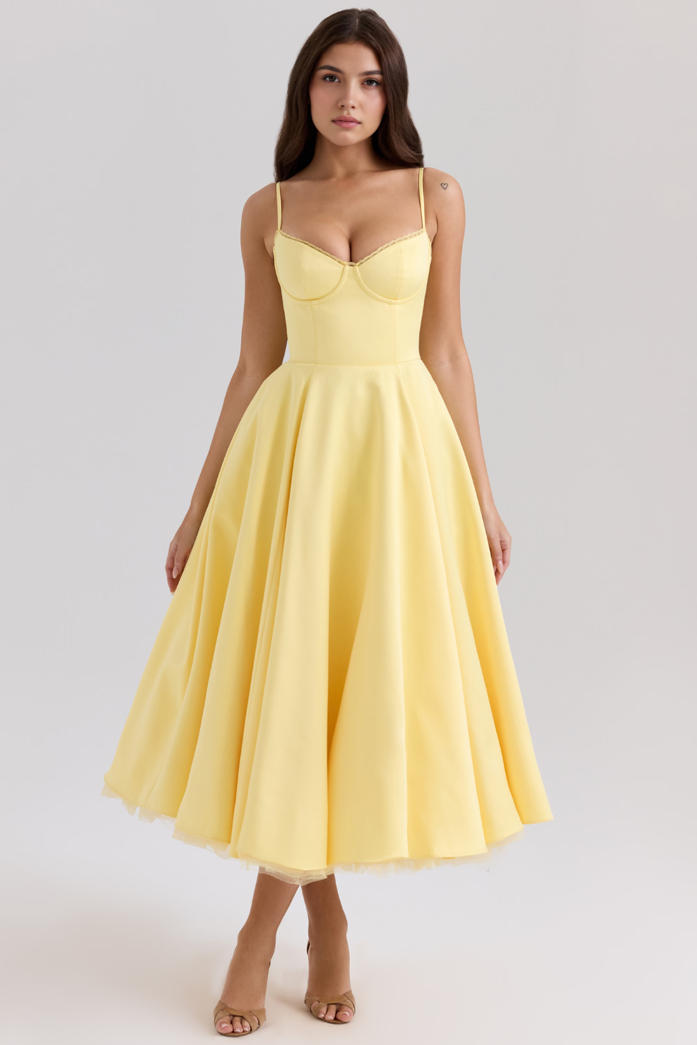 Robe Sculptante à Double Couche Cloe